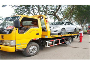 科尔沁右翼前旗附近24小时汽车拖车服务热线