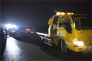 科尔沁右翼前旗24小时车辆搭电联系电话