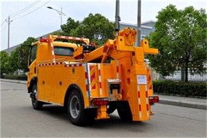 科尔沁右翼前旗高速路拖车费